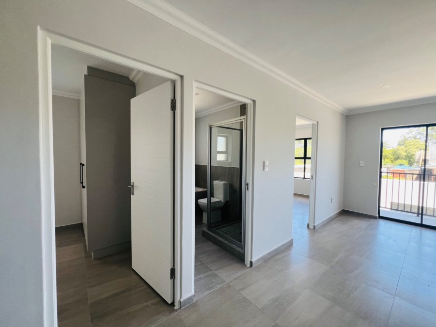 2 Bedroom Property for Sale in Table View Western Cape